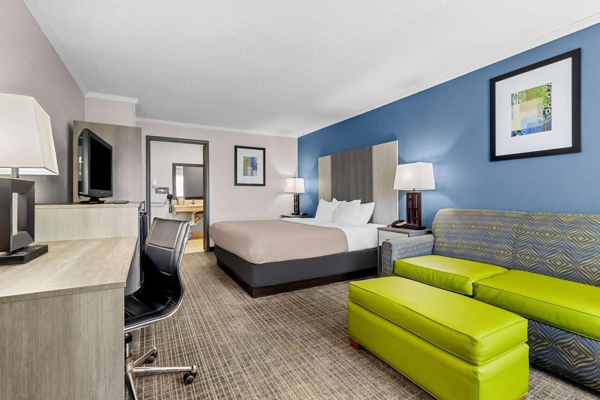 Quality Inn & Suites Florence Civic Center Екстериор снимка
