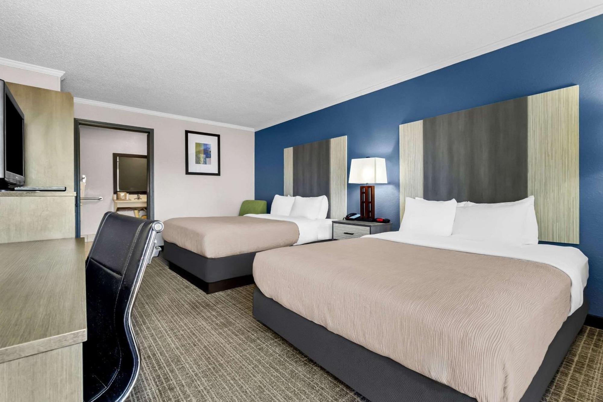 Quality Inn & Suites Florence Civic Center Екстериор снимка