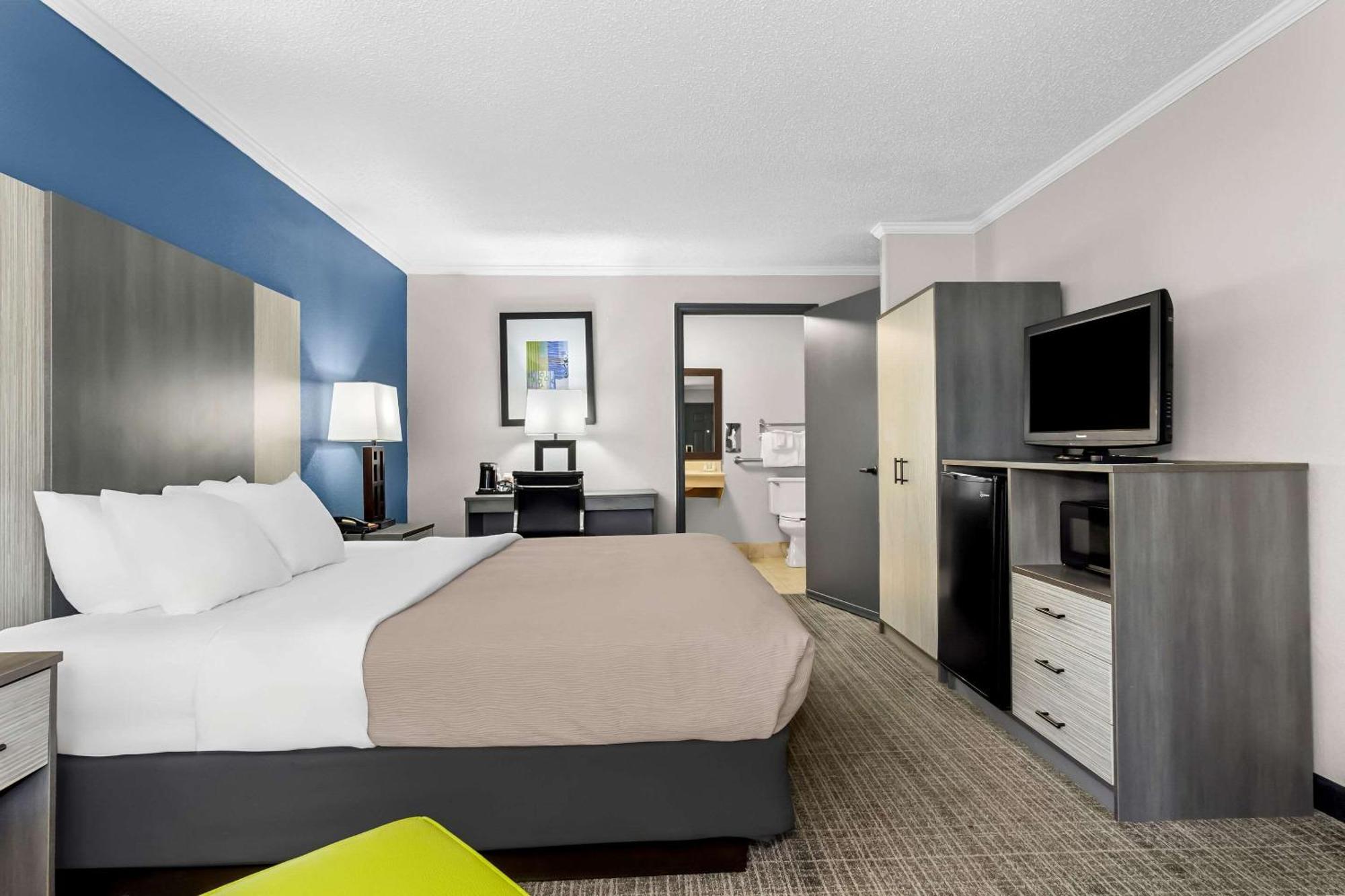 Quality Inn & Suites Florence Civic Center Екстериор снимка