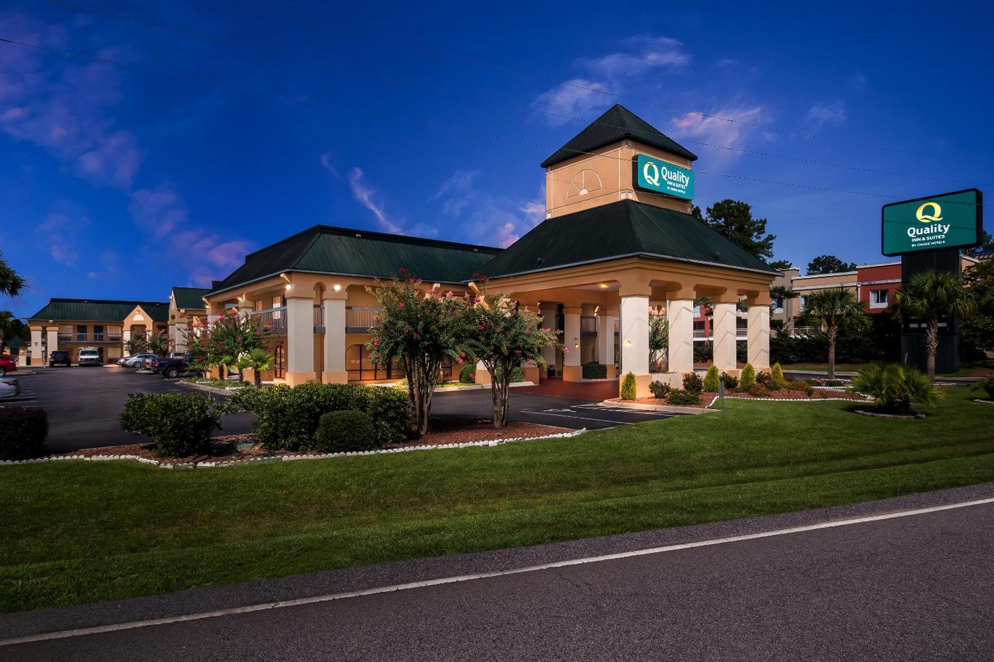 Quality Inn & Suites Florence Civic Center Екстериор снимка
