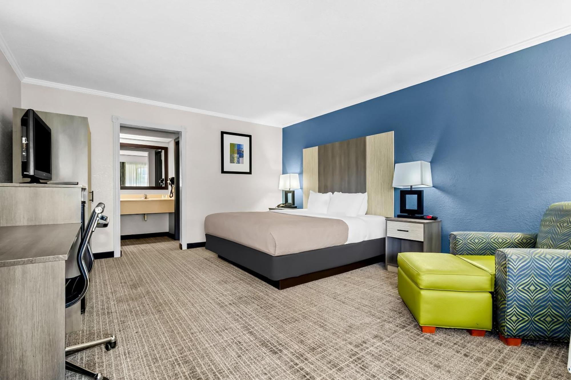 Quality Inn & Suites Florence Civic Center Екстериор снимка