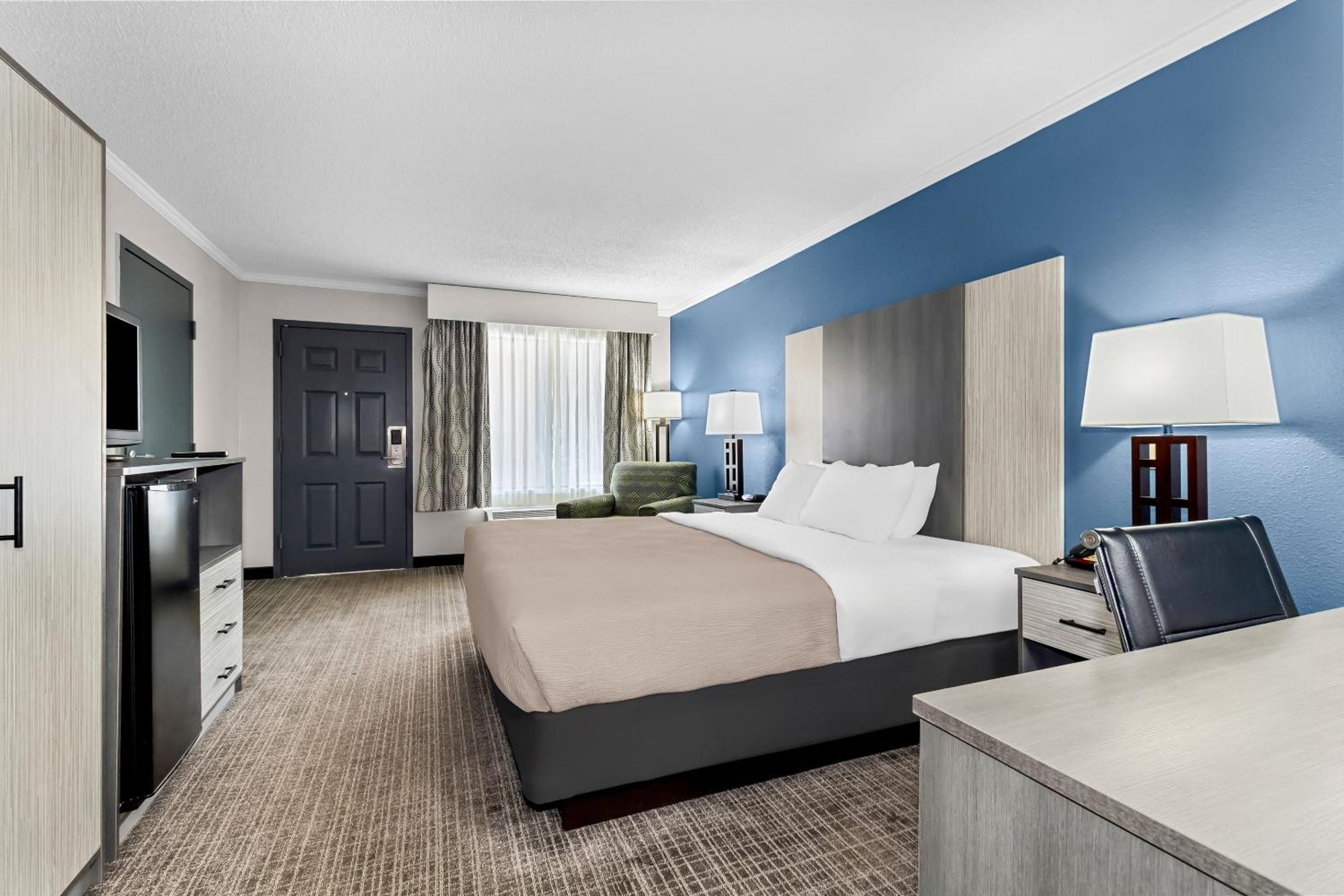 Quality Inn & Suites Florence Civic Center Екстериор снимка
