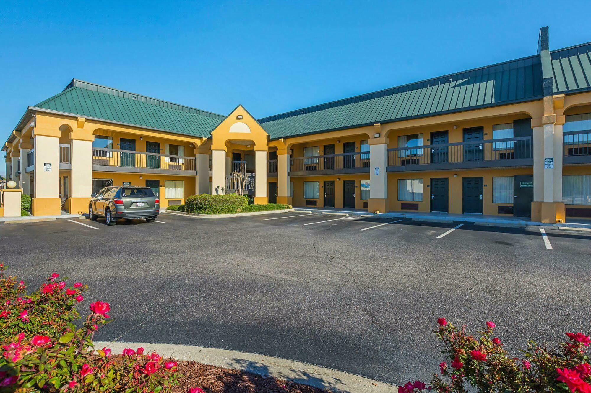 Quality Inn & Suites Florence Civic Center Екстериор снимка